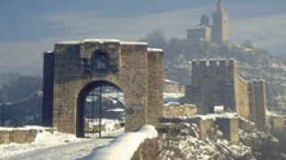 Повече от 120 населени места без ток в Търновско