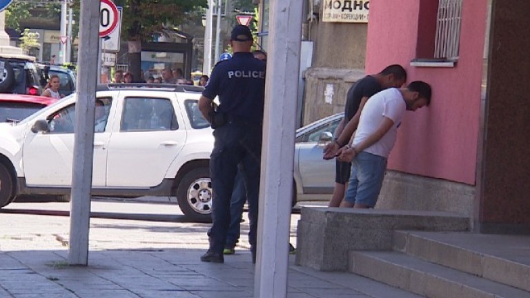 Полицейските управления вече приемат денонощно