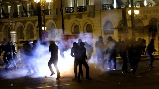 Гръцкият парламент прие нови болезнени реформи