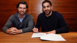 Милан прати защитника Рикардо Родригес под наем в ПСВ Айндховен Росонерите