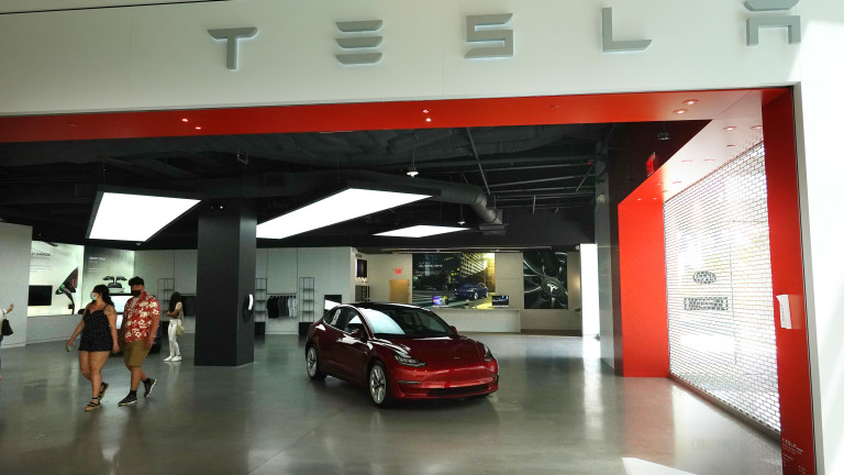 Tesla отваря два шоурума в Централна и Източна Европа