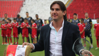 Днес трикратният шампион с ЦСКА Велизар Димитров празнува своя 46 ти