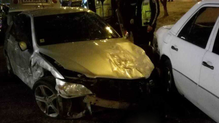 Дрогиран шофьор с 16 акта помете 7 коли в София