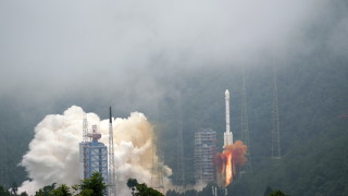 Китай изстреля последния сателит като част от своя система за