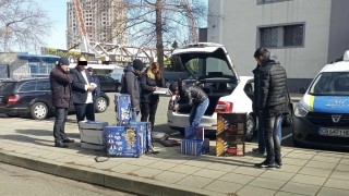 Чужденец измамил пенсионери да си купят маркови прибори в Бургас