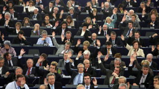 ЕНП призова за предсрочни избори в България