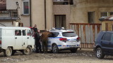 Собственикът на депото край Дупница се предаде в полицията