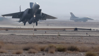 Руската армия обвини Израел в петък че използва цивилен самолет