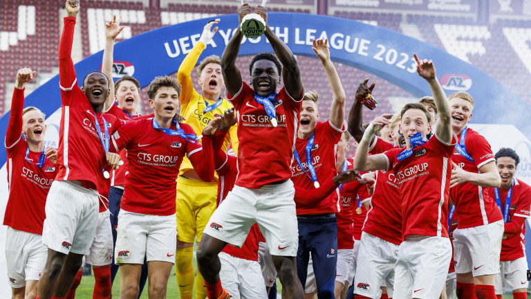 АЗ Алкмар триумфира в младежката Шампионска лига