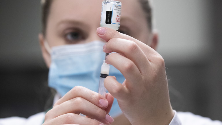 За позитивна кампания за ваксинация настояват активисти