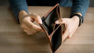 Почти половината от българите нямат никакви спестявания 48 От останалите