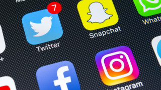 Европейският съюз започна разследване срещу Snapchat поради подозрения че платформата