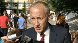 Четири на 1000 паралелки в страната са карантинирани от началото