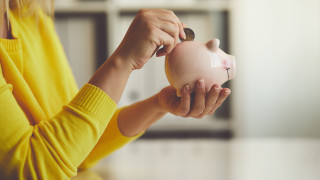 Спестяванията отново растат двойно по-бързо от кредитите
