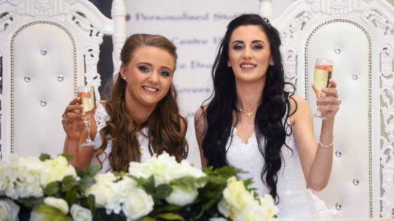 Първи гей брак бе сключен в Северна Ирландия, съобщиха световните