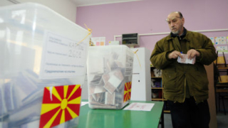 Пак "български влак" за изборните машинации в Македония