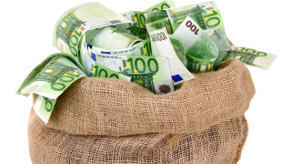 Защо таванът за плащане в кеш да скочи до 10 000 евро?