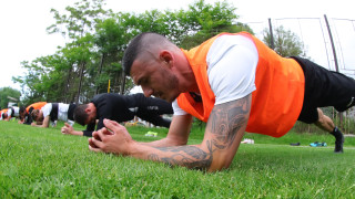 Защитникът на ФК ЦСКА 1948 Емил Виячки със сигурност