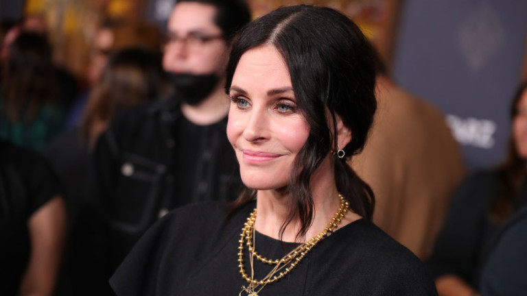 Кортни Кокс отвръща на удара