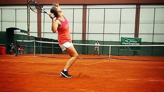 Габриела Михайлова победи в четвъртфинален мач поставената под №1 японка