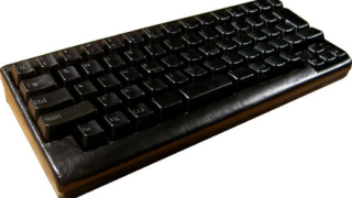 Кожена клавиатура за 600 долара
