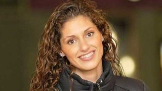 Волейболната ни красавица Ева Янева обяви че следващият сезон ще