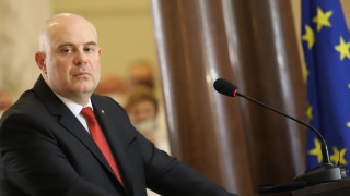 Поздравявам Специализираната прокуратура и ДАНС за поредното разследване за шпионаж