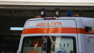 Петима българи са загинали при катастрофа между микробус и камион