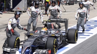 Наказаха Гутиерес с 10 места