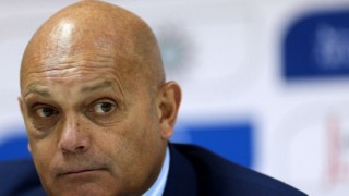 Легендата на английския футбол Рей Уилкинс се бори за