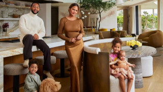 Джон Леджънд и Криси Тейгън превърнаха новия си дом в