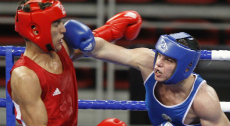 Шестима българи в битка за златото в боксов турнир