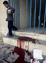 Снаряди убиха деца в багдадско училище