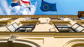 Хърватите ще пестят €130 млн. годишно от банкови такси след приемане на еврото