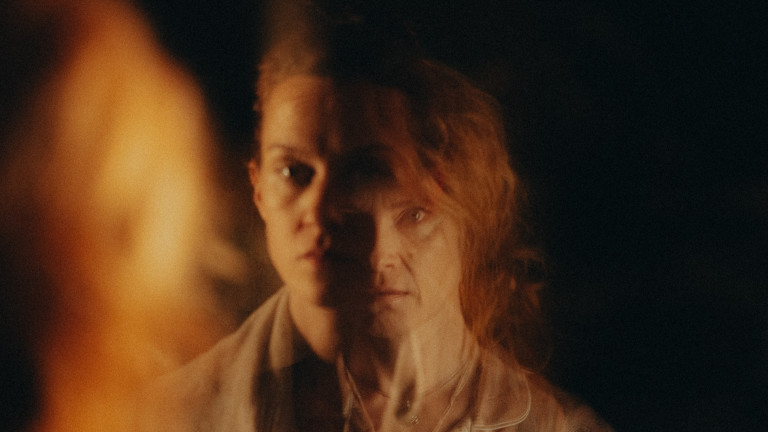 Какво може да се обърка, когато една майка иска да износи детето на дъщеря си - всичко, според "3.0 килограма щастие"