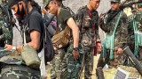  Мианмарски военни и бунтовници се борят за надзор върху пристанищен град 
