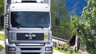 Scania отклонява офертата на MAN