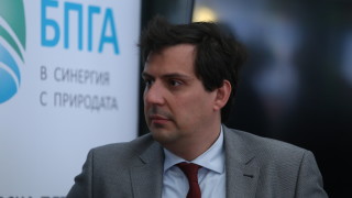 Ситуацията с петрола не изглежда добре Това коментира пред БНТ