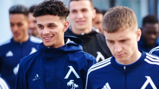 Старши треньорът на Левски Станислав Генчев определи групата на