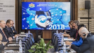 За баланс между правата на гражданите и интересите на