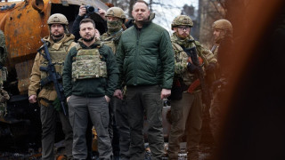 Украинският президент Володимир Зеленски призова за по бързо изграждане на укрепления в