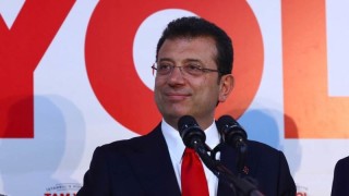 Кметът на Истанбул Екрем Имамоглу обяви победа на местните избори