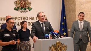 МТСП осигурява 14 млн. лв. на пожарната за оборудване