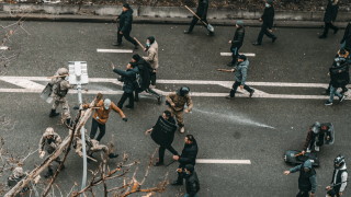 Human Rights Watch настоя Казахстан да се въздържа от насилие срещу протестиращите