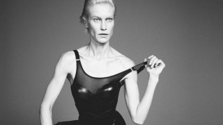 Отдавна има разминаване между младата възраст на моделите които се