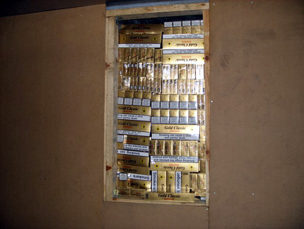 На Кулата заловиха 1 милион къса контрабандни цигари
