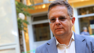 Барбалов: Затварянето на училищата решено на база данни от екселската таблица