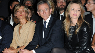 Богатството на Бернар Арно се разклати с цената на милиарди