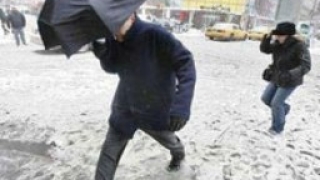 14 загинаха в бурите в САЩ