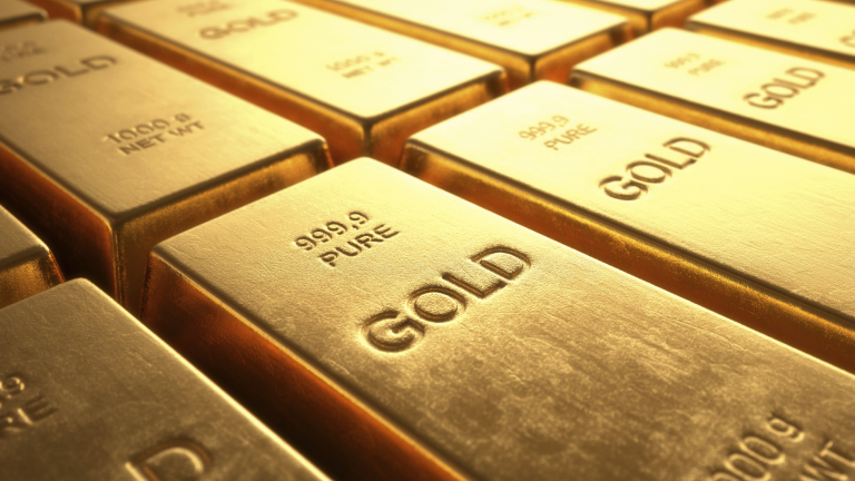 Златото се стабилизира на фона на силния долар